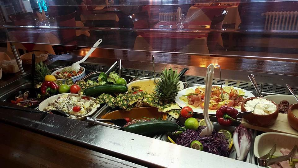 Hotellerie Du Centre Salies-du-Salat Eksteriør bilde
